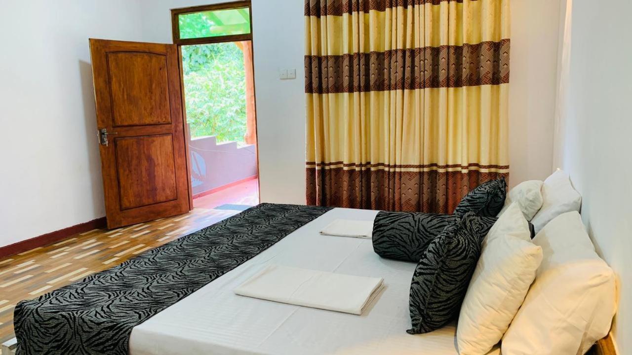 Sigiriya Chena Villa Екстериор снимка